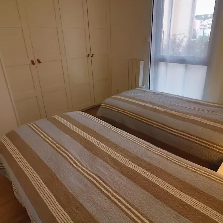 Magnifique 2 Pieces Renove Avec Terrasse Et Acces - Fr-1-472a-268 Apartment *